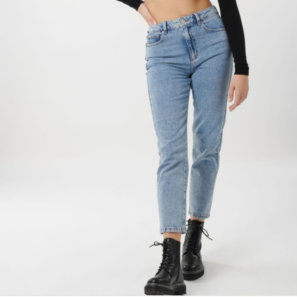 Garage Mom Jeans Marble Blue Size 00‎